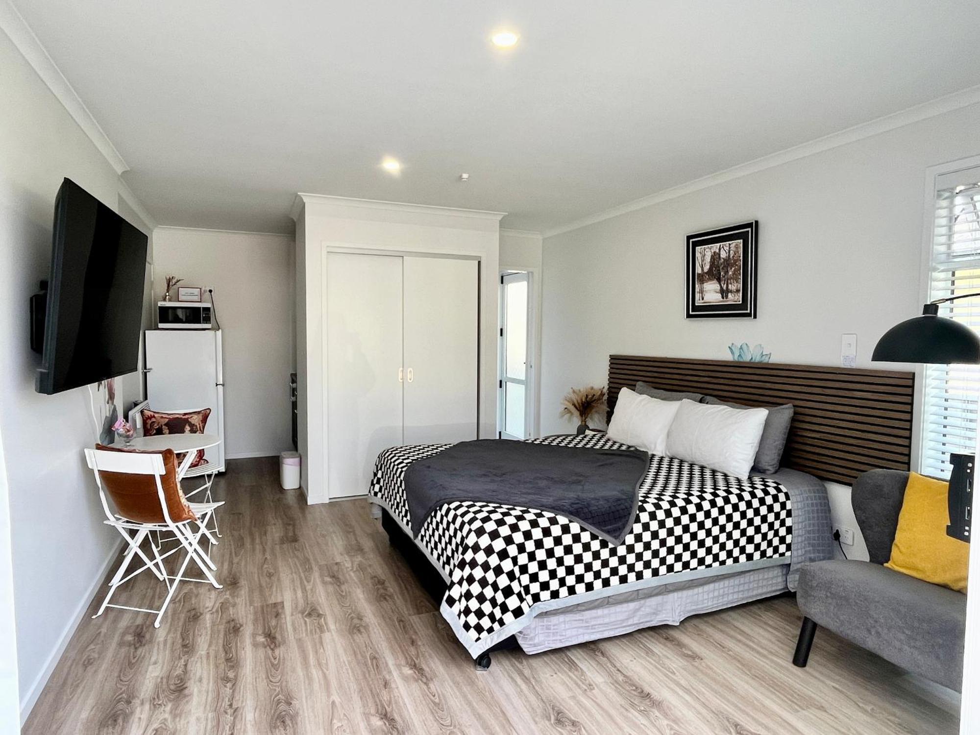 Lakeside Cozy Studio Taupo Luaran gambar